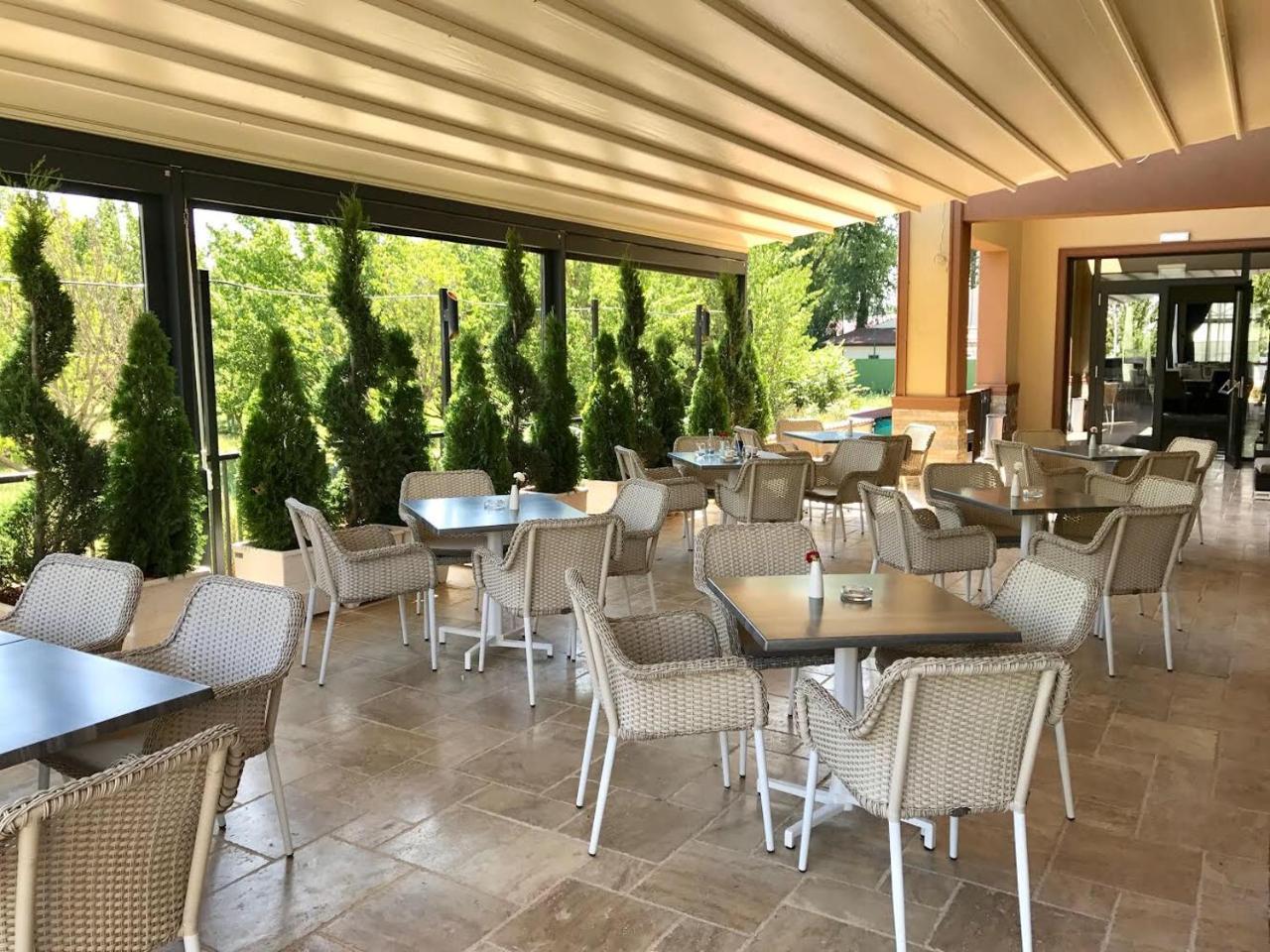 Hotel Edma Alexandria Kültér fotó